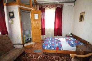 Изображение Изображение: 4-х местная комната с удобствами #1 #1