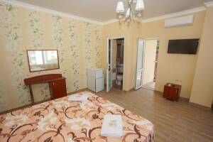 Изображение Изображение: 4-х местный с балконом корпус «Малахит 2» #1 #4