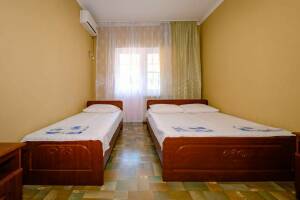 Изображение Изображение: 3-х местный с балконом #1 #2