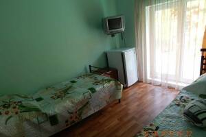 Изображение Изображение: Номер «Стандарт-Эконом» на 3 человека #1 #4