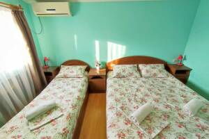 Изображение Изображение: Семейный номер для 4х с частичным видом моря Ника #1 #5