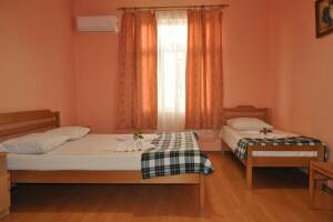 Изображение Изображение: 2−3 х местный «эконом» на 1-м этаже #1 #6