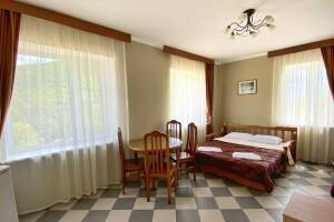 Изображение Изображение: Четырёхместный номер Комфорт #1 #6