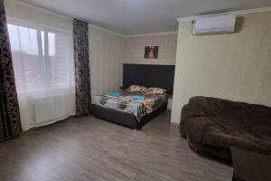 Изображение Изображение: Семейный 2-комн с кухней, 4−6 чел лоджией, ст. маш #1 #8