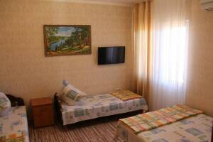 Изображение Изображение: 4-х местный номер с удобствами #1 #5