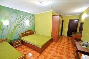 Изображение Изображение: Трехместная комната #1 #11