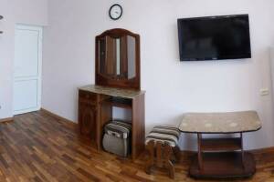 Изображение Изображение: Четырёхместная комната комфорт с балконом #1 #7