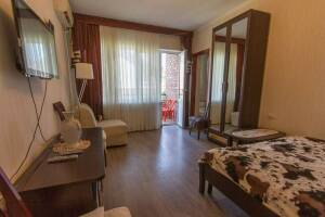 Изображение Изображение: 3х местный с удобствами, с балконом № 14 #1 #10