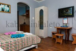 Изображение Изображение: Трехместный номер с кухней #1 #2