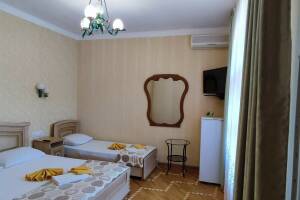 Изображение Изображение: Трехместный номер с балконом #1 #6