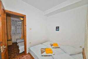 Изображение Изображение: Четырехместный двухкомнатный номер #1 #8