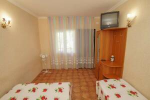 Изображение Изображение: Номер «Комфорт» со всеми удобствами и балконом #1 #1