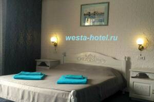 Изображение Изображение: Однокомнатный 2−4-х местный #1 #2