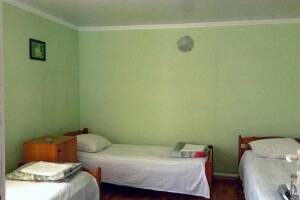 Изображение Изображение: Трехместный «Эконом» #1 #2