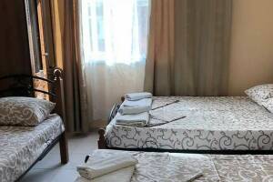 Изображение Изображение: 4- х местный номер без балкона #1 #6