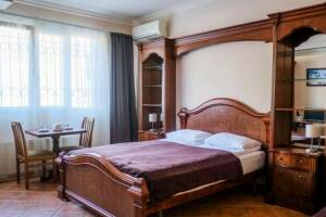 Изображение Изображение: Номер 5 стандарт с видом во двор #1 #5