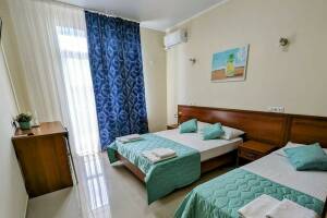 Изображение Изображение: Трехместный «Стандарт» с балконом #1 #3