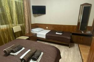 Изображение Изображение: Трехместный номер с общей ванной #1 #3