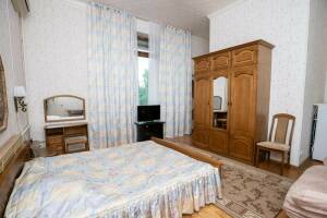 Изображение Изображение: 3-х местный номер с балконом (3) #1 #3