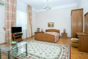 Изображение Изображение: 3-х местный номер без балкона (4) #1 #4