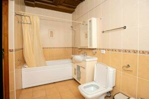 Изображение Изображение: 3-х местный номер мансарда без балкона (11) #1 #11