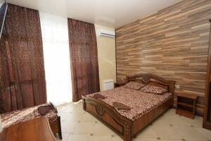 Изображение Изображение: Трёхместный стандарт с балконам #1 #9