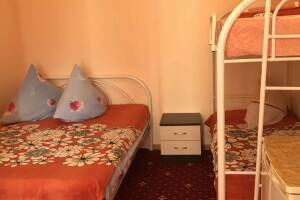 Изображение Изображение: 4-х местный номер (№ 26) #1 #7