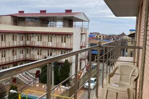 Изображение Изображение: 3-х местный номер с балконом #1 #4