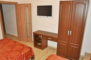 Изображение Изображение: 3-х местный номер в полуцокольном этаже #1 #5