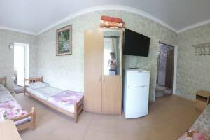 Изображение Изображение: Четырехместная комната с удобствами #1 #5