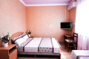 Изображение Изображение: Трехместный номер «Дом у моря» центр Адлера #1 #4