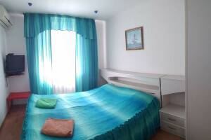 Изображение Изображение: Стандарт без балкона (вид во двор) #1 #2