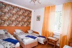 Изображение Изображение: Номер «Стандарт» трехместный #1 #2