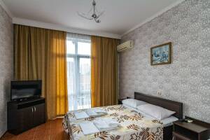 Изображение Изображение: 3-х местный «Стандарт» с балконом #1 #2