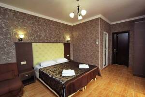 Изображение Изображение: 2-х местный номер с большим балконом #1 #4