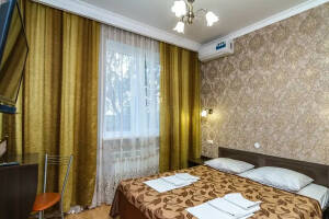 Изображение Изображение: 2-х местный номер французский балкон #1 #5