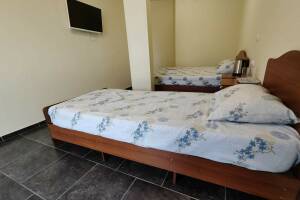 Изображение Изображение: Трёхместный номер «Эконом» #1 #6