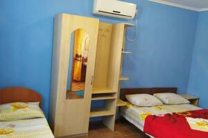 Изображение Изображение: Номер на троих в пятиместном домике #1 #2