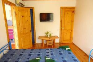 Изображение Изображение: 4-х местный 2-х комнатный «Люкс» с кухней #1 #2