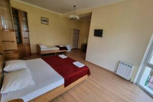 Изображение Изображение: Трехместный стандартный номер #1 #8