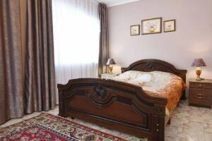 Изображение Изображение: Четырёхместный номер «Стандарт», вид на сад и море #1 #5