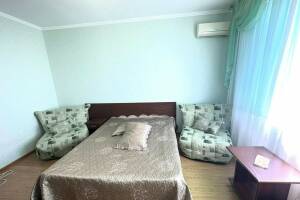 Изображение Изображение: 4-х местный номер «Комфорт», 3 этаж, 3/19/4 #1 #2