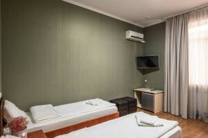 Изображение Изображение: 2-х местный «Стандарт» с балконом #1 #2