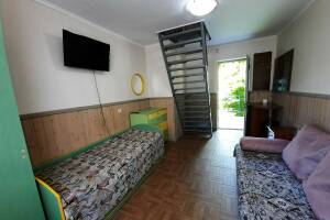 Изображение Изображение: Двухэтажный номер «Эконом» с балконом #1 #6