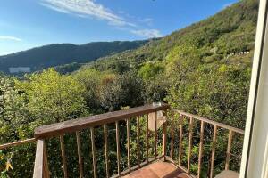 Изображение Изображение: № 2 Двухместный номер с балконом, с видом на море #1 #2