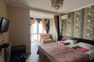 Изображение Изображение: № 4 Четырехместный номер с панорамным видом #1 #4