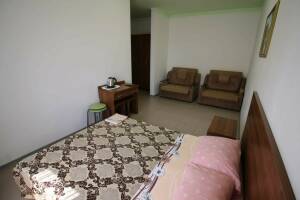 Изображение Изображение: Четырёхместный полулюкс с балконом #1 #11