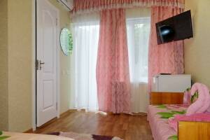 Изображение Изображение: Стандарт с выходом в сад Розовая комната #1 #12