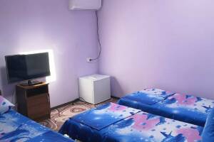 Изображение Изображение: Четырёхместный «Стандарт» с мансардными окнами #1 #2