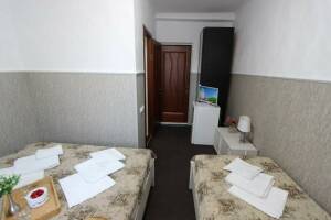 Изображение Изображение: Трехместный номер «Комфорт» #1 #5